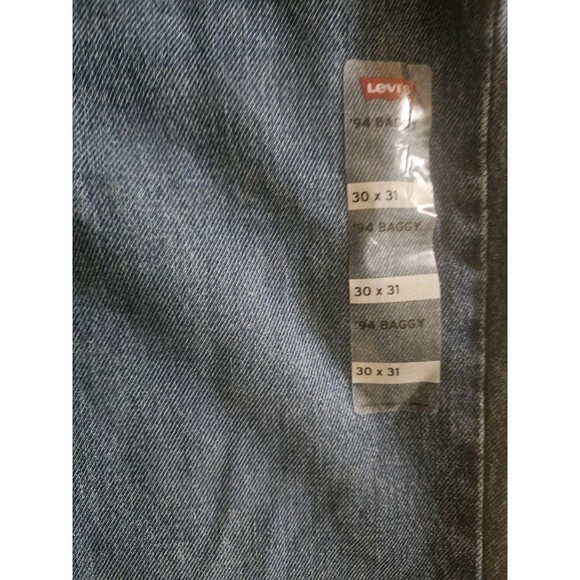 Levi's Women's Mid-Rise 94's Baggy Straight Leg Jeans -30" X31"  NWT - Picture 7 of 8